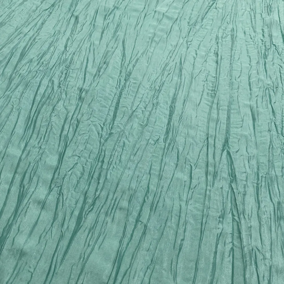 Accordion Taffeta Table Linen in Mint