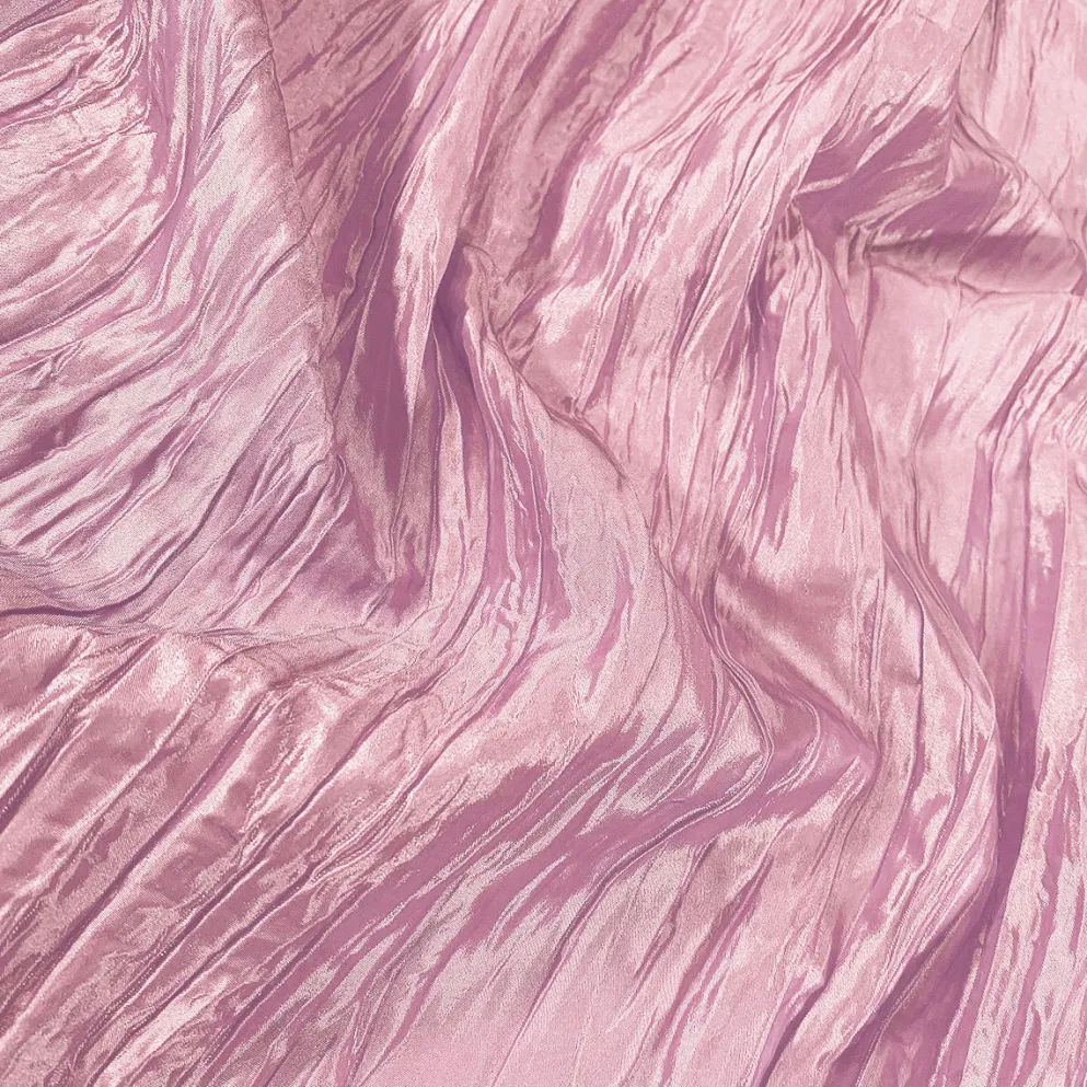 Accordion Taffeta Table Linen in Pink