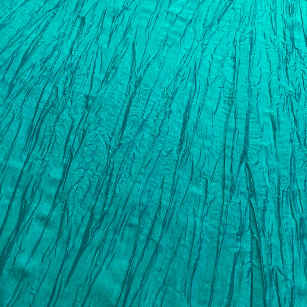 Accordion Taffeta Table Linen in Oasis