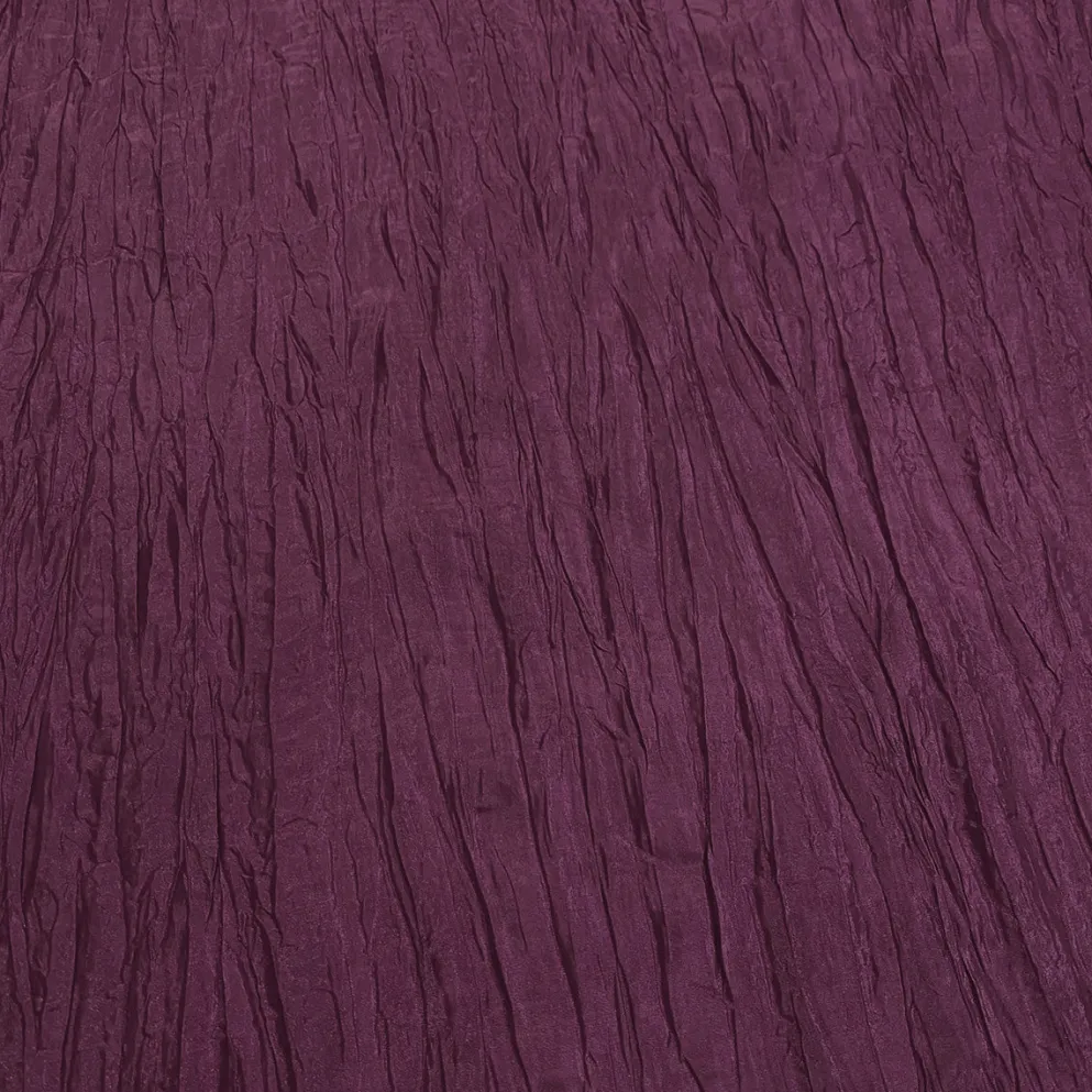 Accordion Taffeta Table Linen in Plum