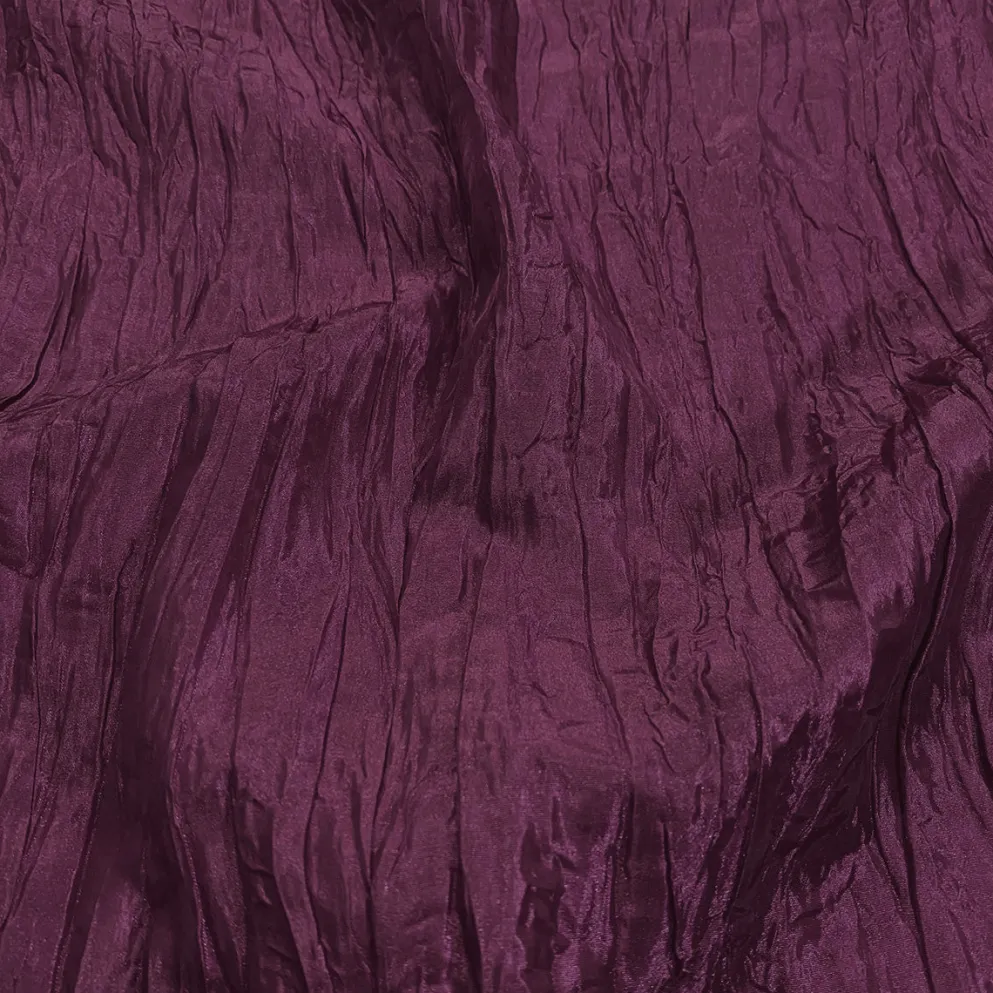 Accordion Taffeta Table Runner in Plum