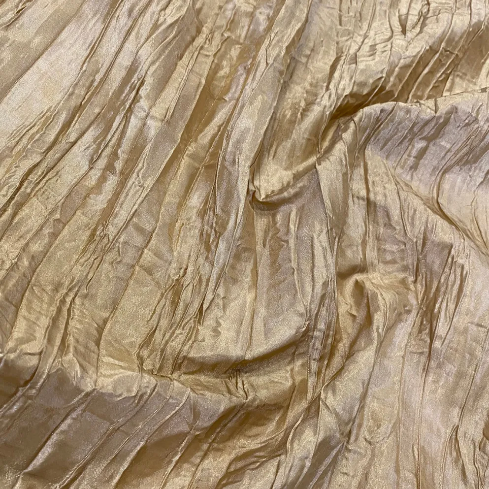 Accordion Taffeta Table Runner in Taupe Gold