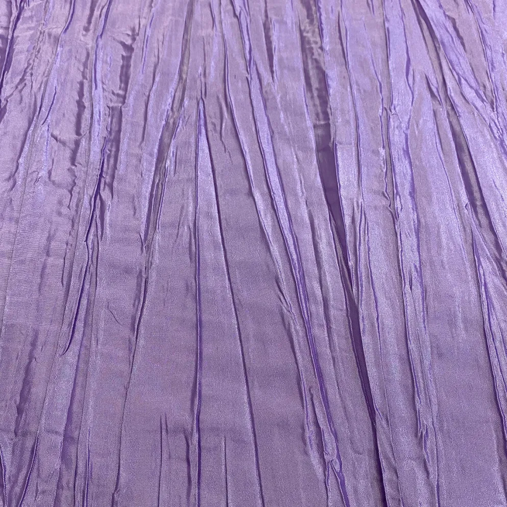 Accordion Taffeta Table Runner in Lavender