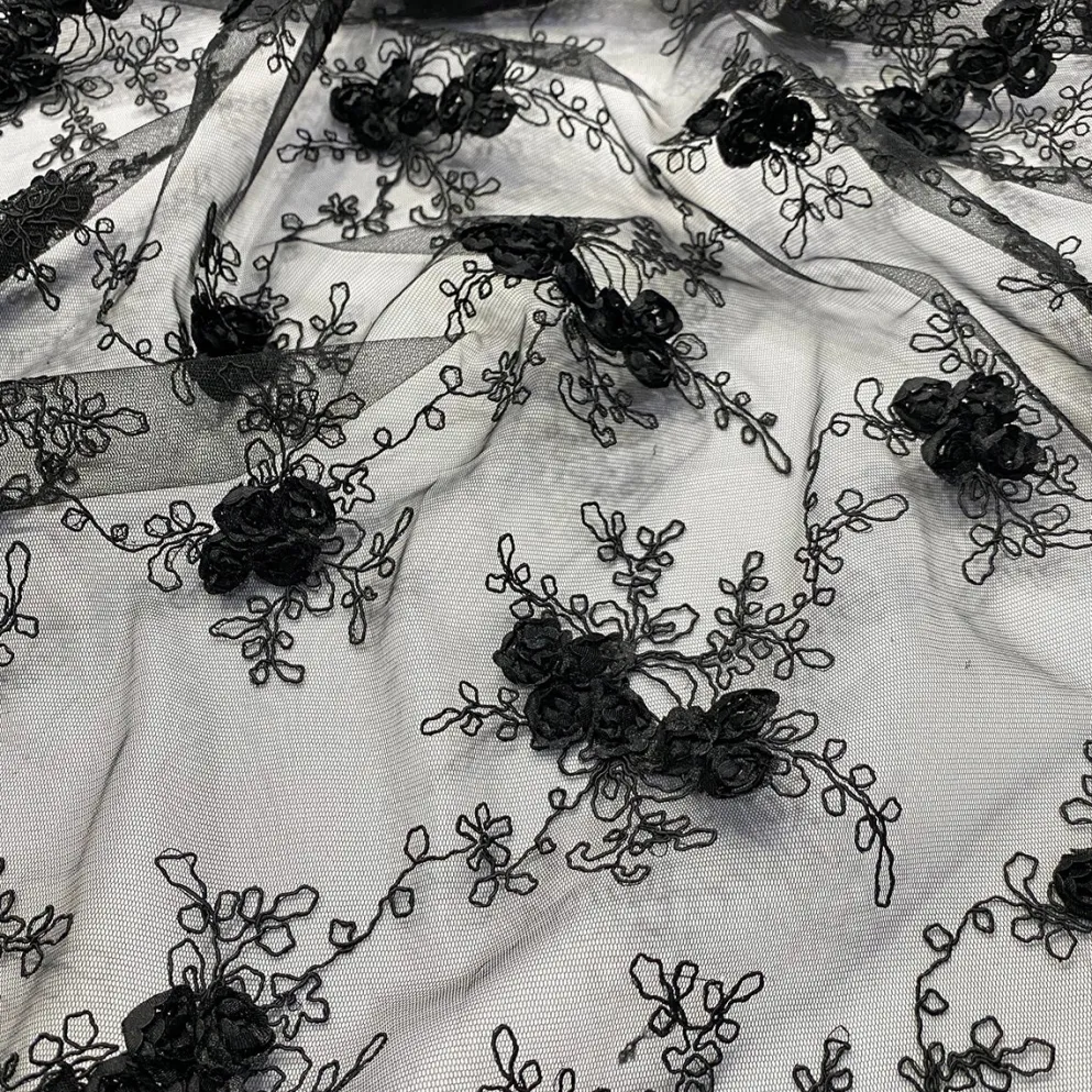 Baby Rose Embroidery (w/ Poly Lining) Table Napkin in Black