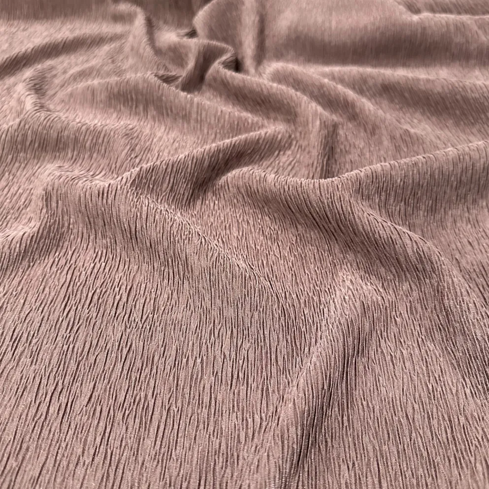 Bella Crepe Table Napkin in Mauve