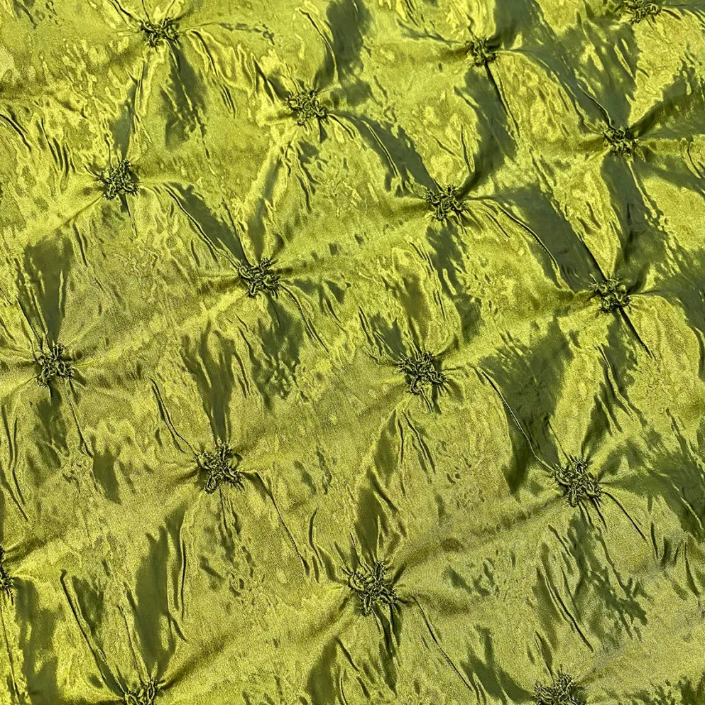 Belly Button (Pinwheel) Table Linen in Olive
