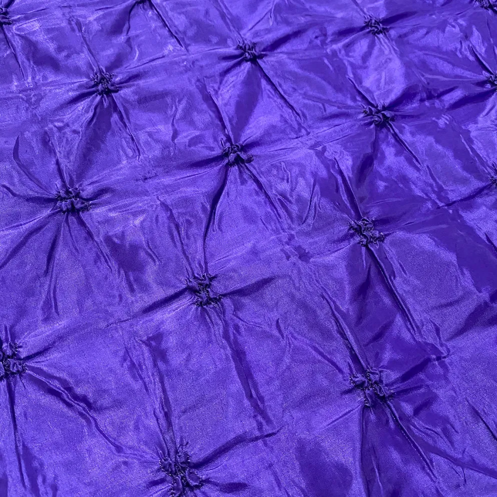 Belly Button (Pinwheel) Table Linen in Purple