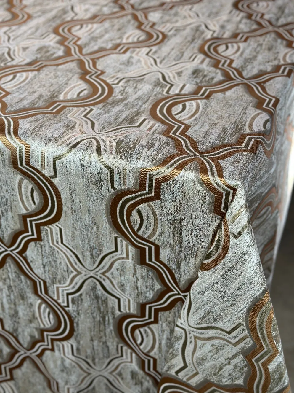 Bentley Jacquard Table Linen in Copper