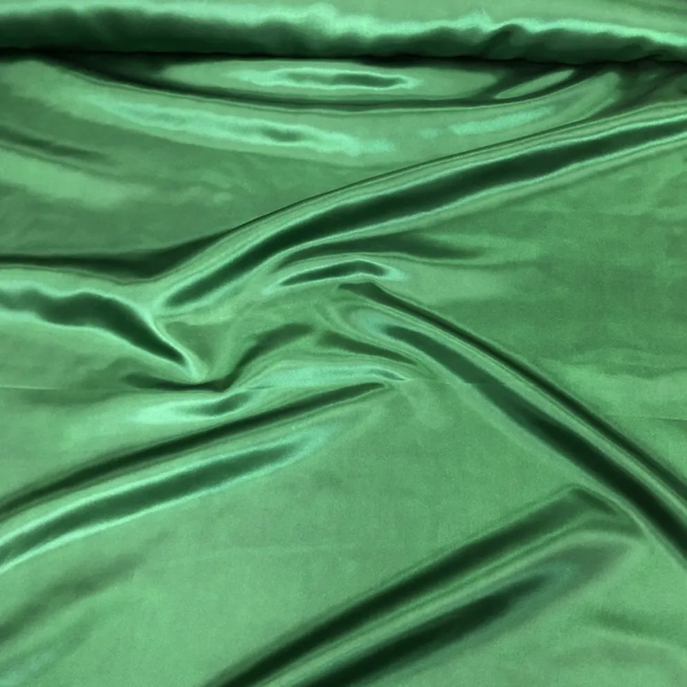 Bridal Satin Table Runner in Kelly Green 116