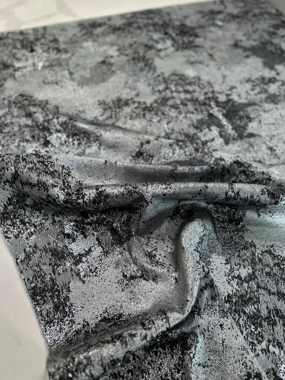 Cascade Jacquard Table Linen in Black and Silver