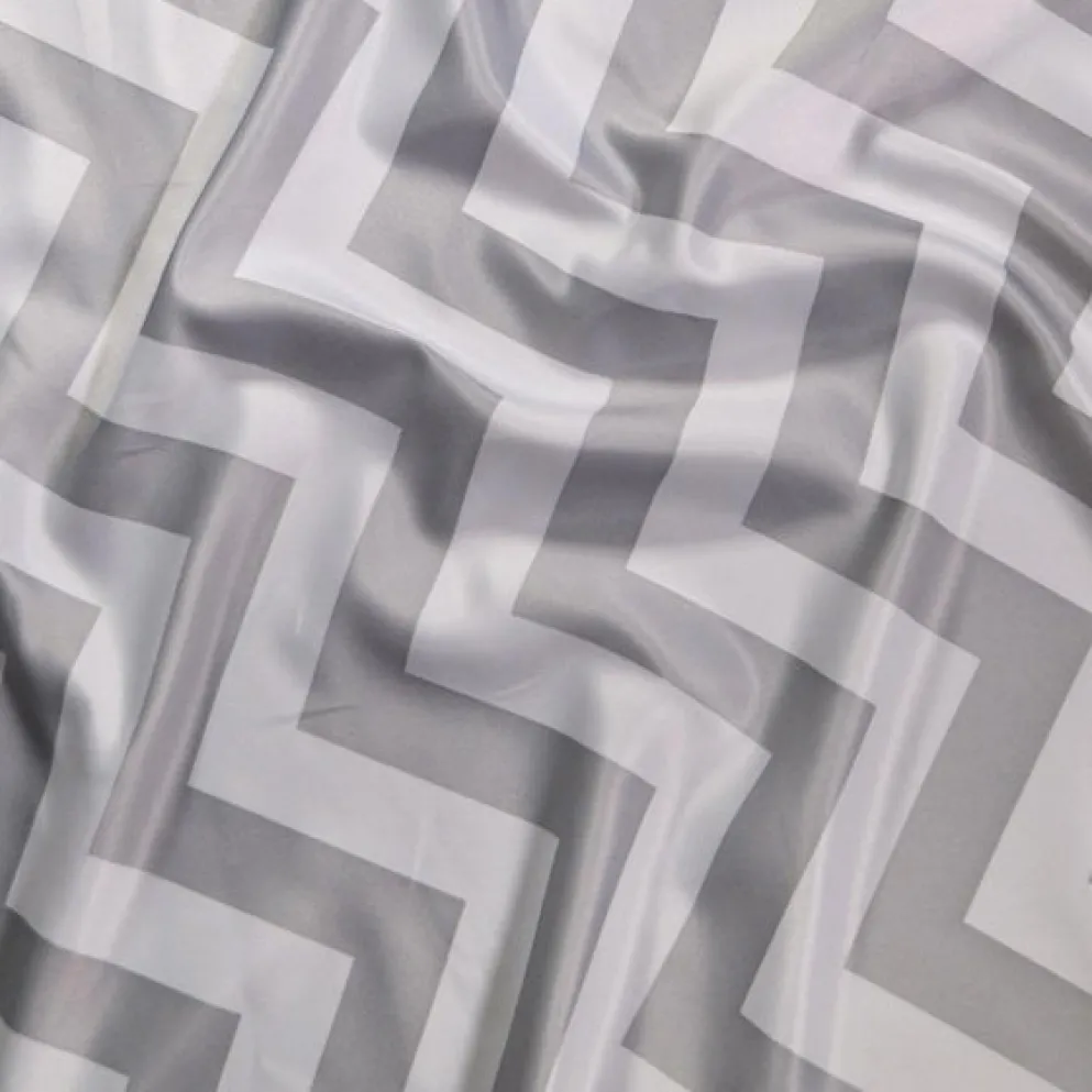 Chevron Print (Lamour) Table Linen in Silver and White