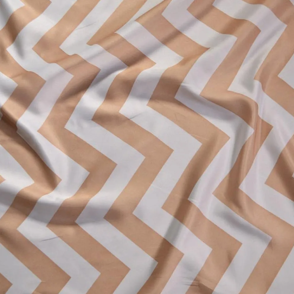 Chevron Print (Lamour) Table Linen in Khaki and White