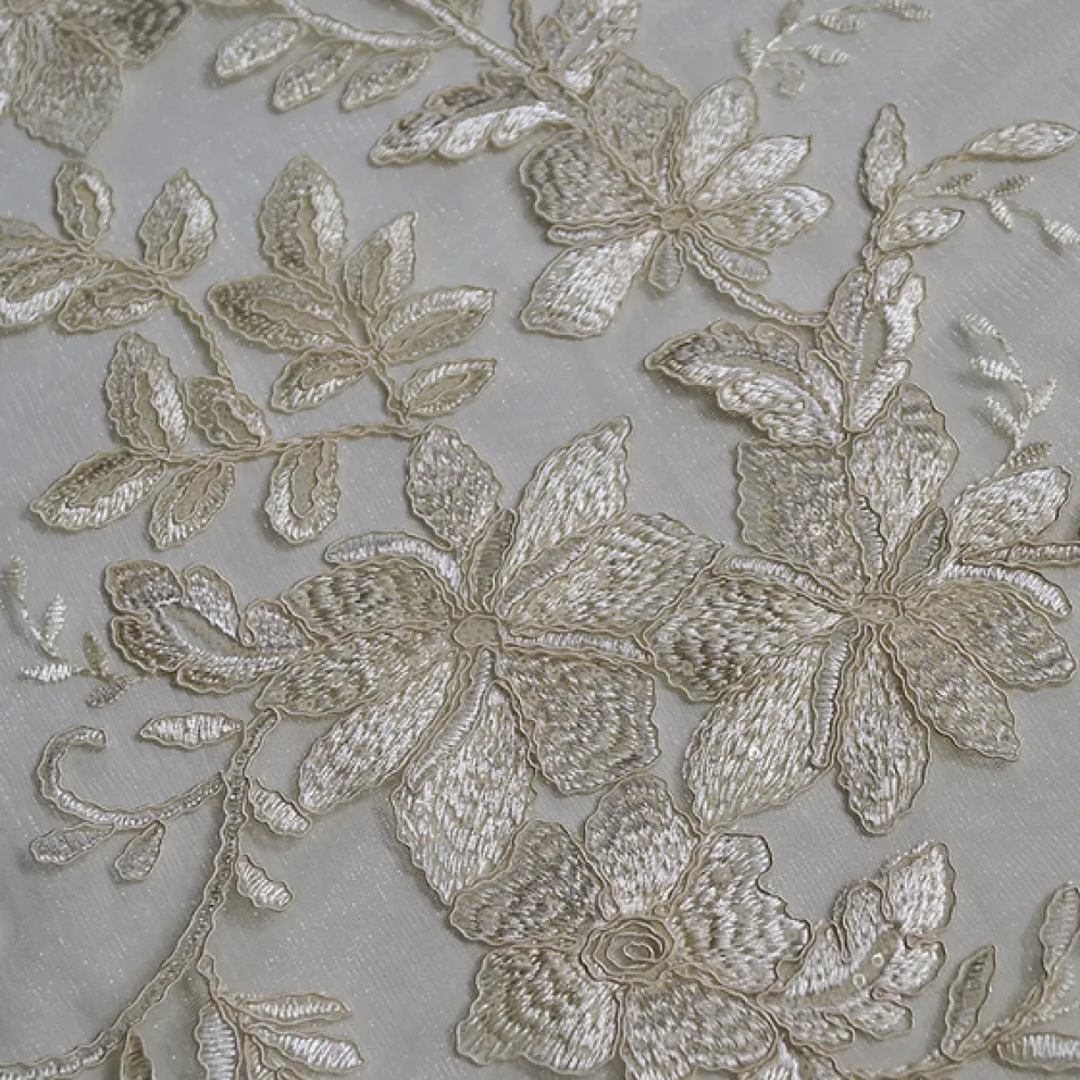 Claire Lace Table Runner in Ivory