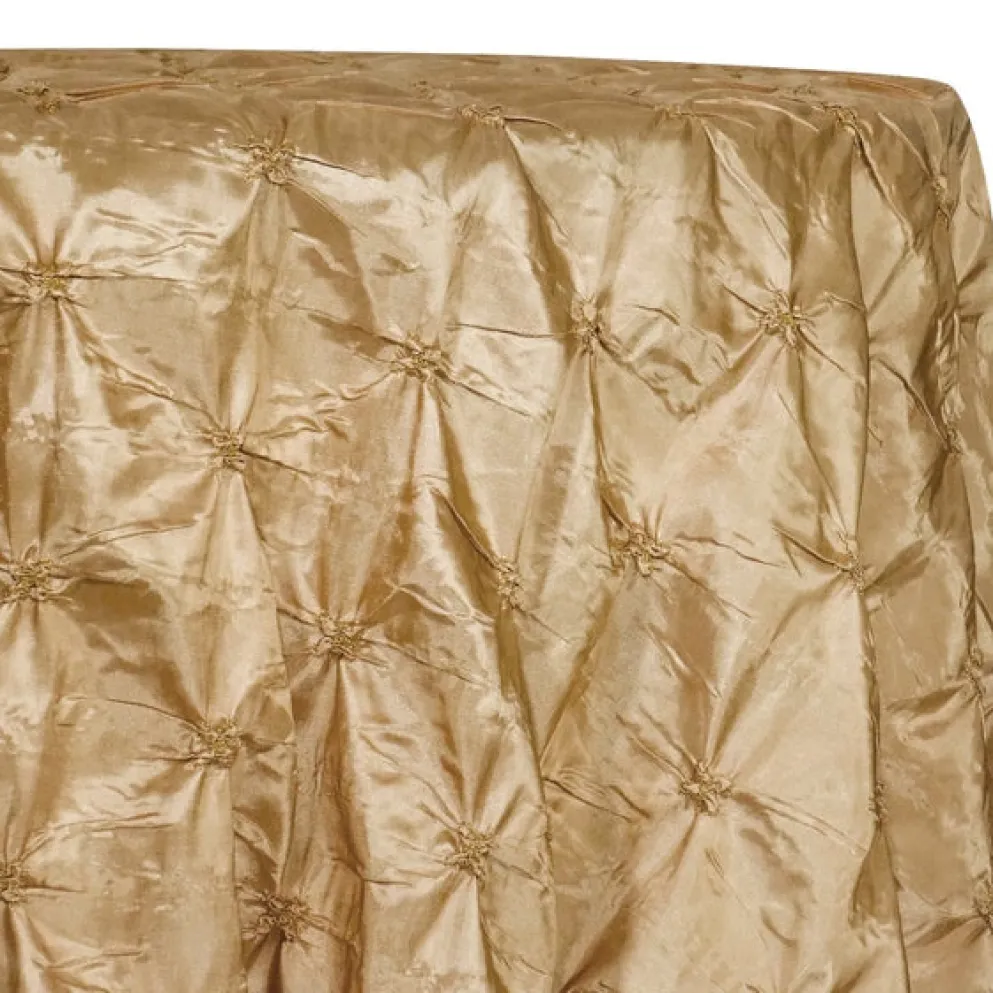 Closeout - Belly Button (Pinwheel) - 132" Round Tablecloth