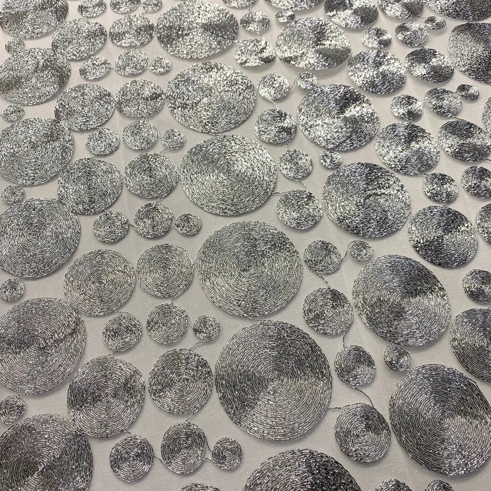 Coin Table Linen in Silver