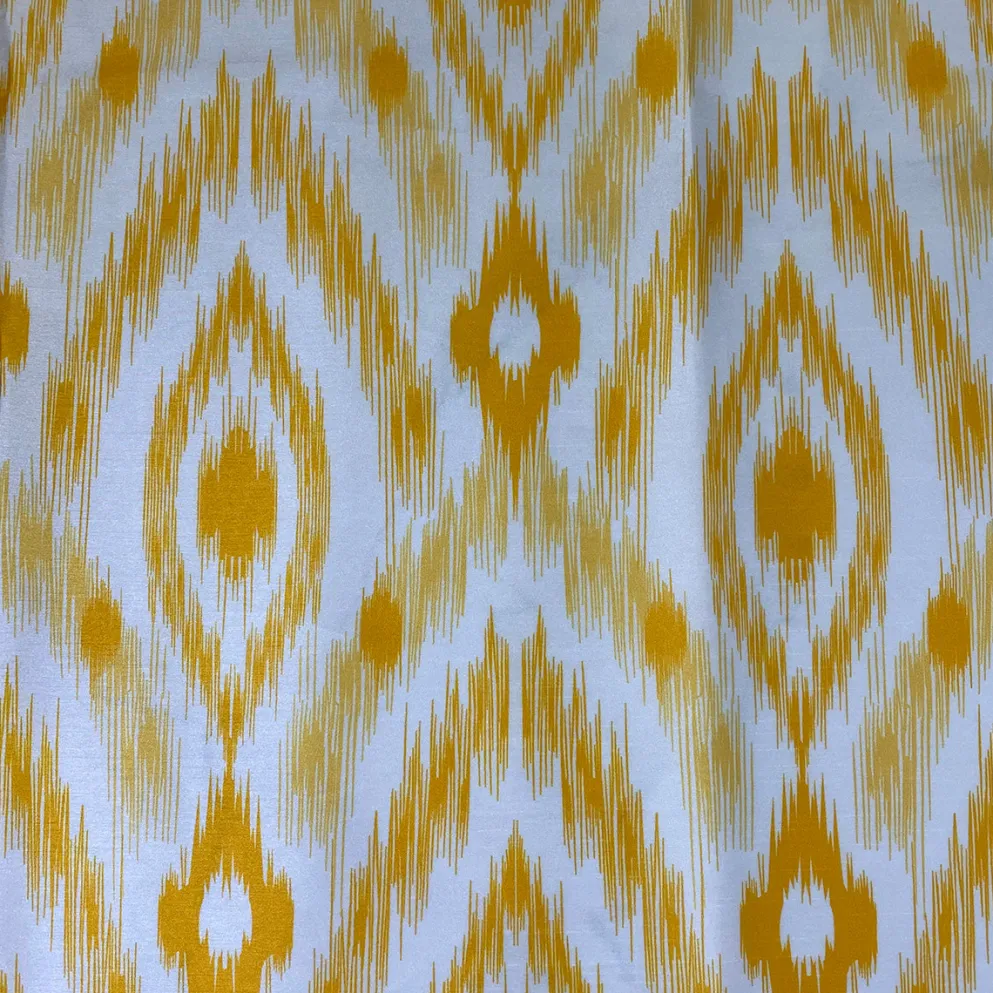 Cosmo Print (Dupioni) Table Linen in Yellow