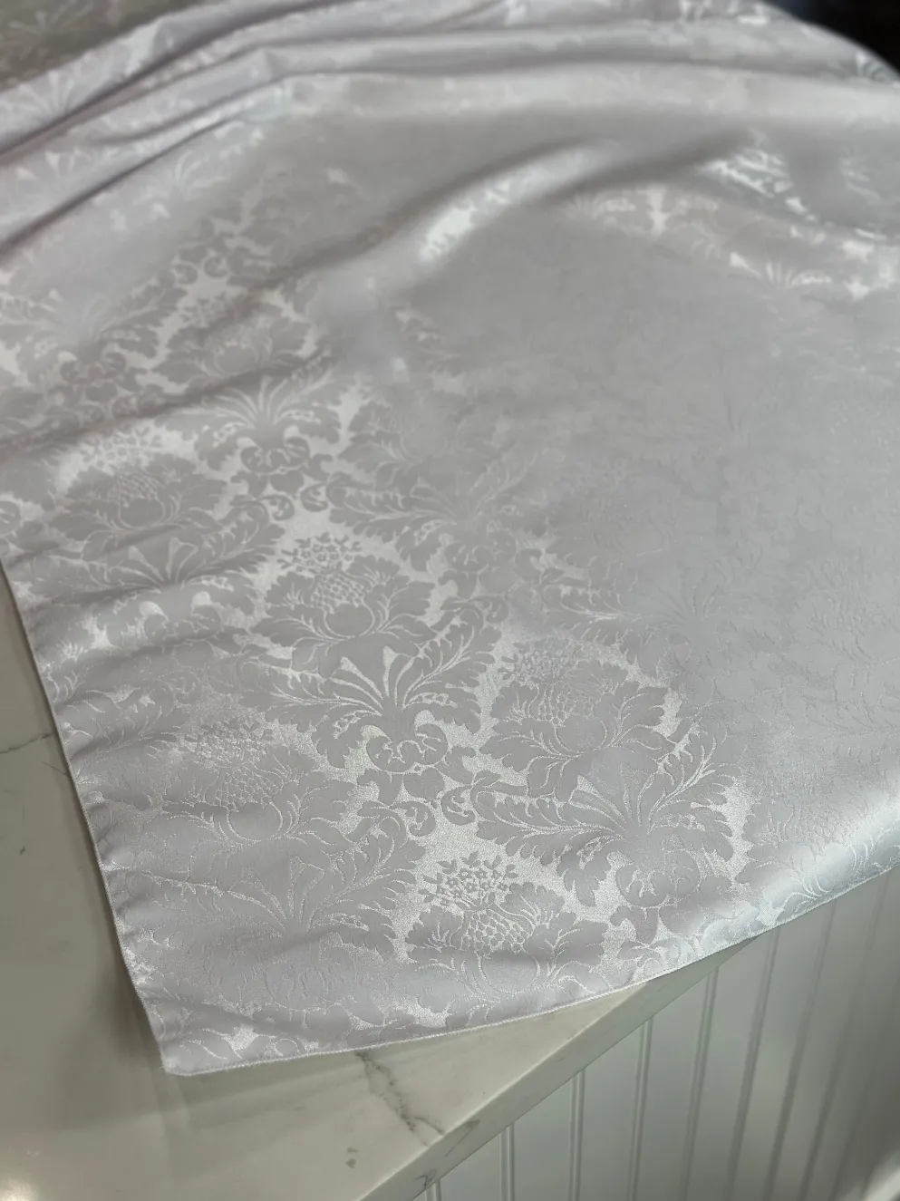Damask Poly Table Linen in White