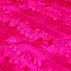 Diagonal Taffeta Table Linen in Fuchsia