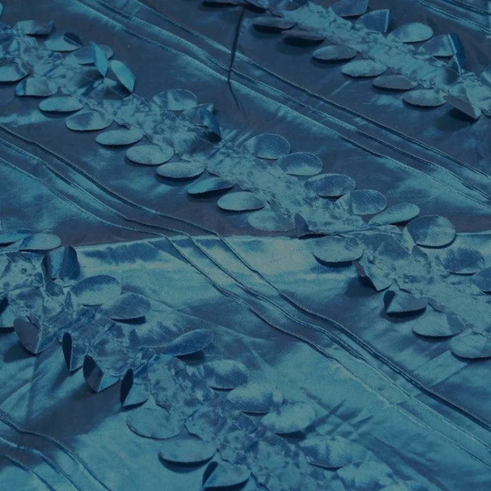 Diagonal Taffeta Table Linen in Teal