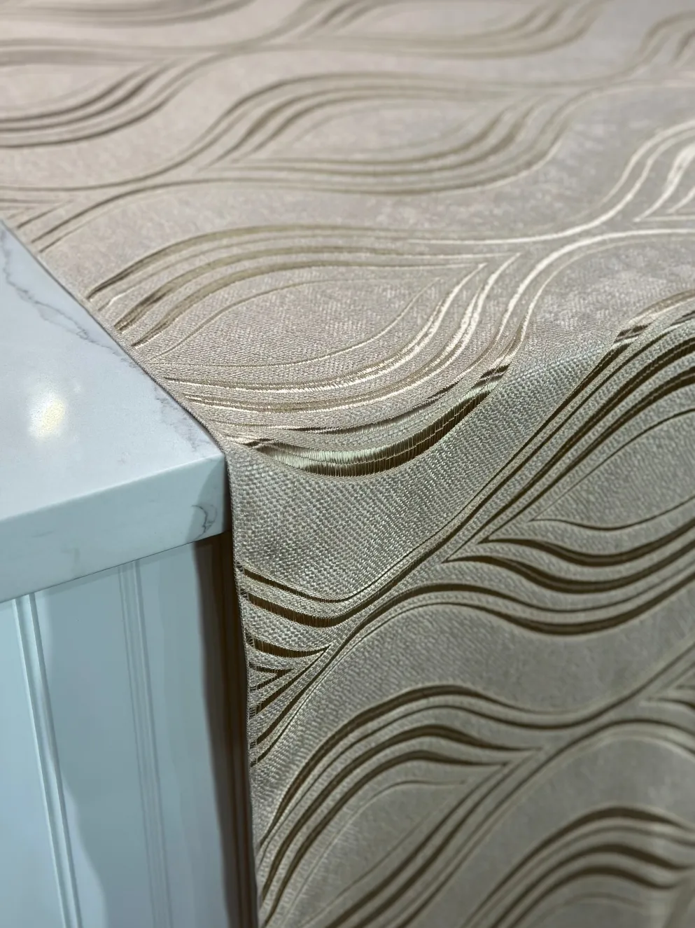 Eclipse Jacquard (Reversible) Table Linen in Taupe