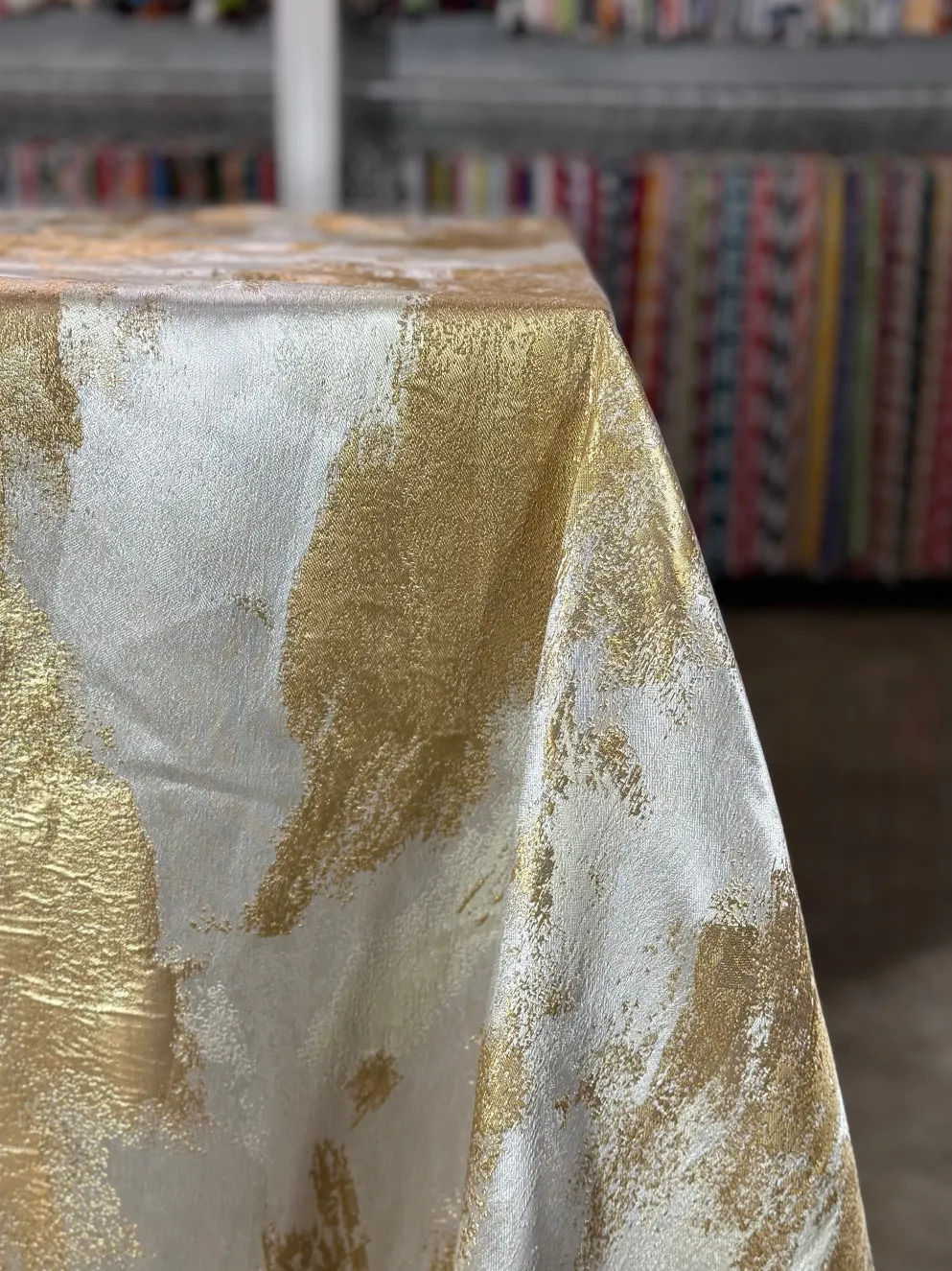 Element Jacquard Table Linen in Gold and Off-White