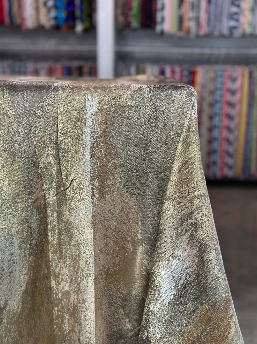 Element Jacquard Table Linen in Gold
