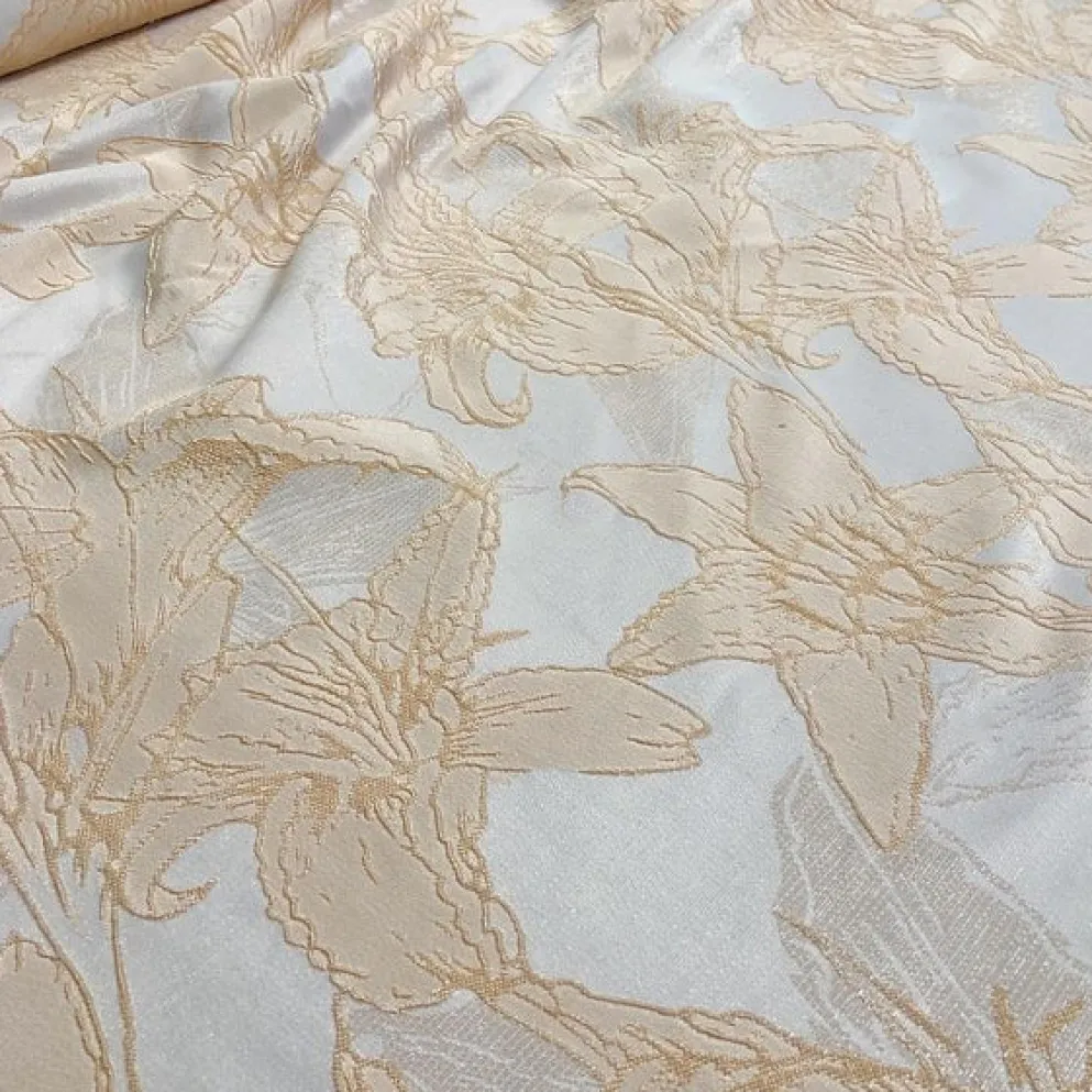 Floral Reef Jacquard Table Linen in Champagne