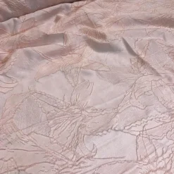 Floral Reef Jacquard Table Runner in Blush