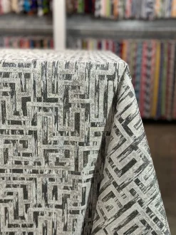 Gio Jacquard Table Linen in Grey