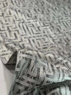 Gio Jacquard Table Linen in Grey