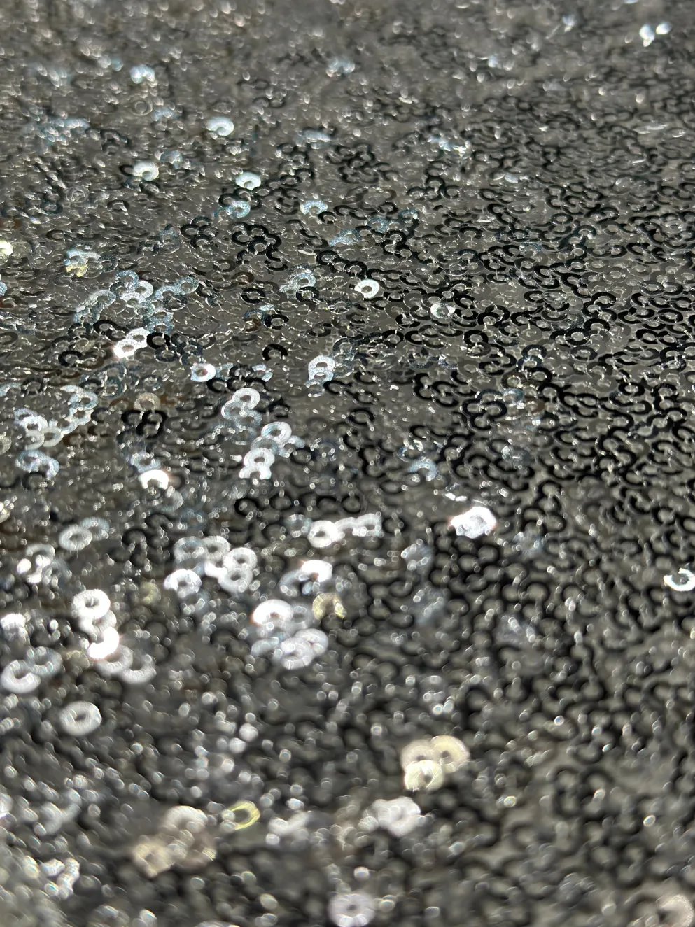 Glitz Sequins Table Linen in Silver