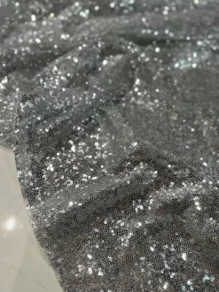 Glitz Sequins Table Linen in Silver