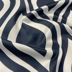 Groovy Print (Lamour) Table Runner in Navy