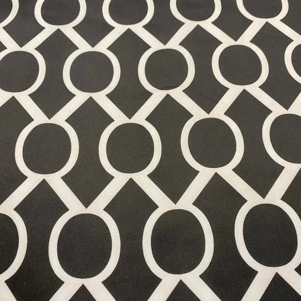 Halo Print (Lamour) Table Linen in Black and White