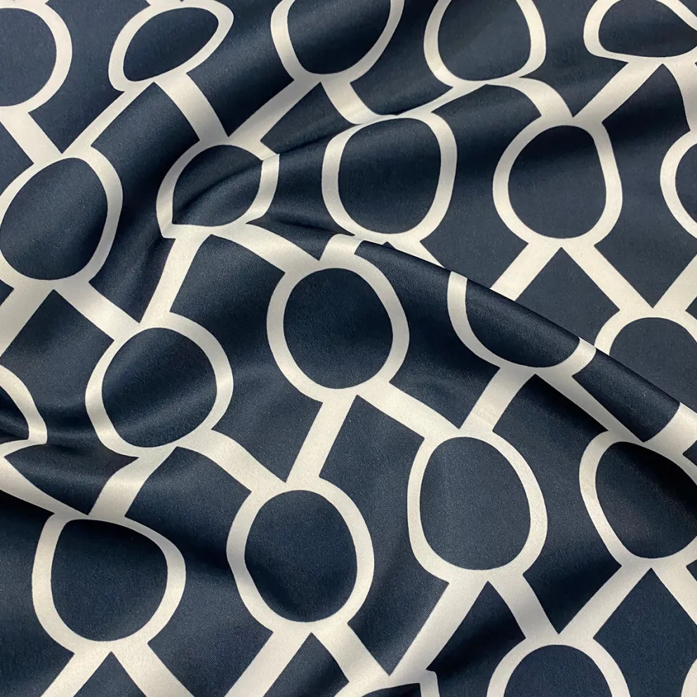 Halo Print (Lamour) Table Linen in Navy