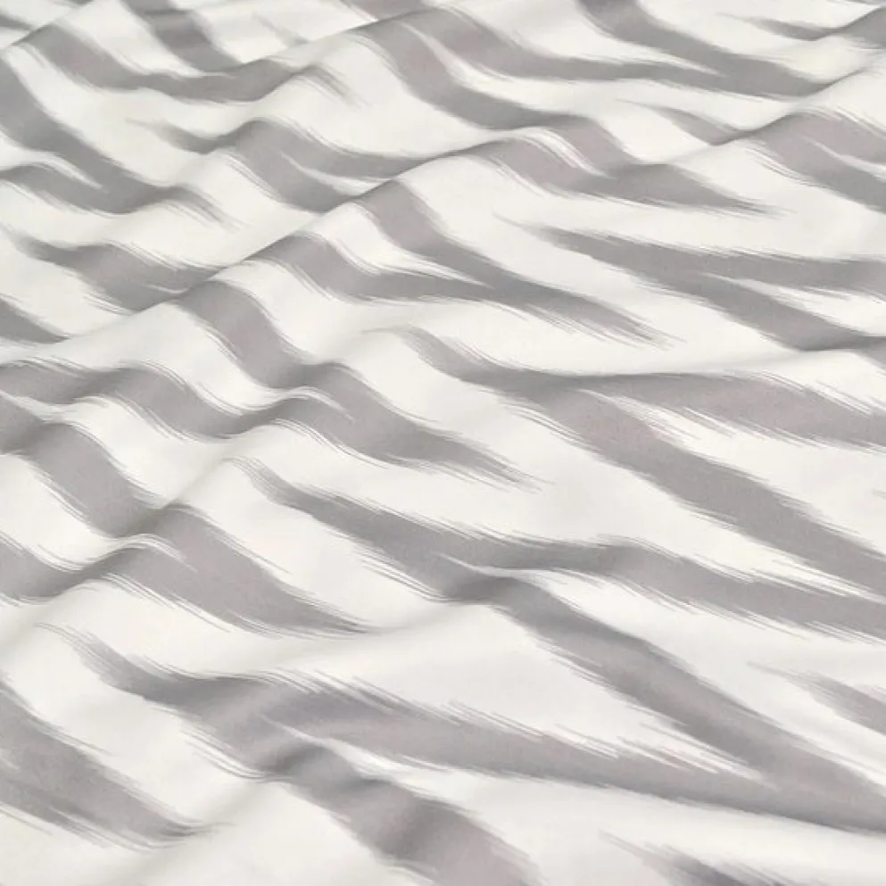 Horizon (Poly Print) Table Runner in Silver