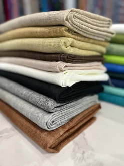 Imitation Burlap Table Linen in Red