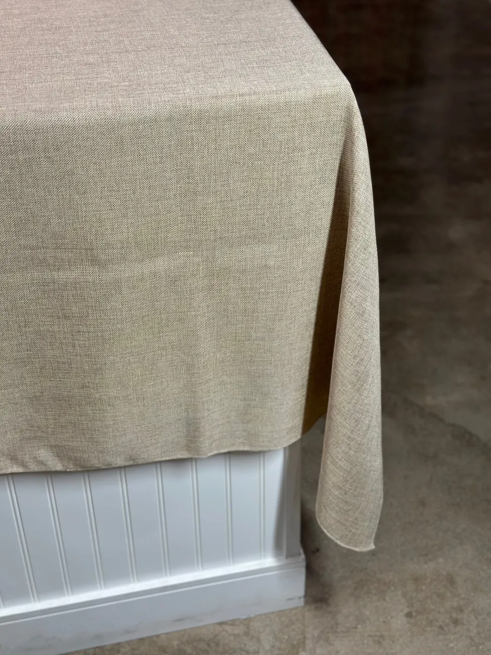 Imitation Burlap Table Linen in Wheat