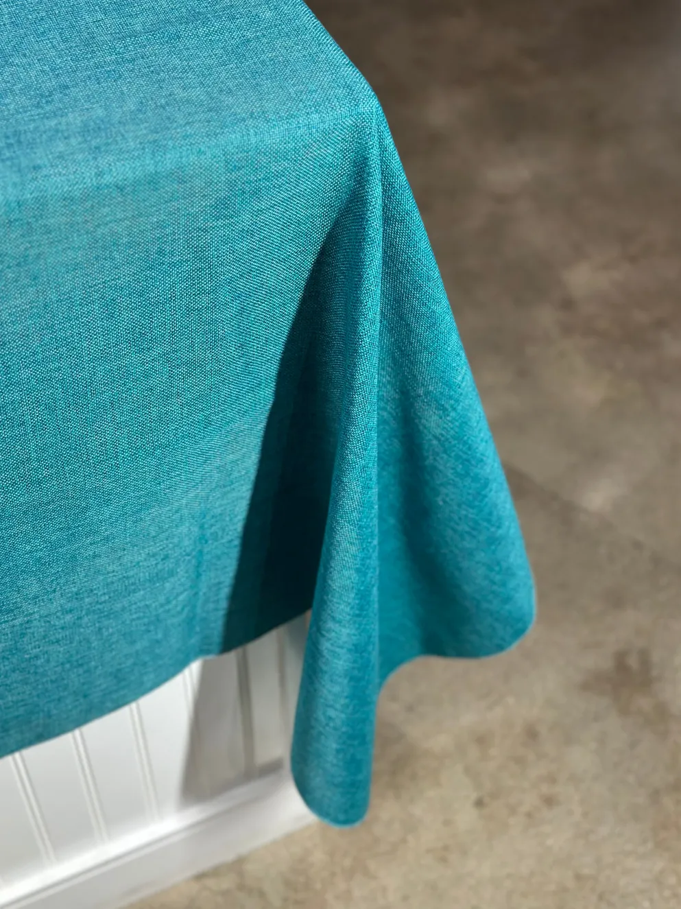 Imitation Burlap Table Linen in Teal