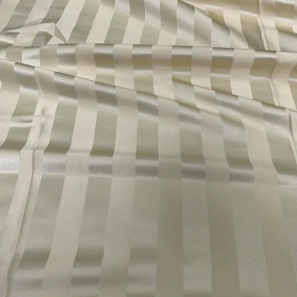 Imperial Stripe Table Runner in Ivory