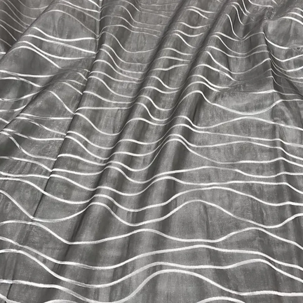 Karawave Jacquard (Reversible) Table Runner in Silver