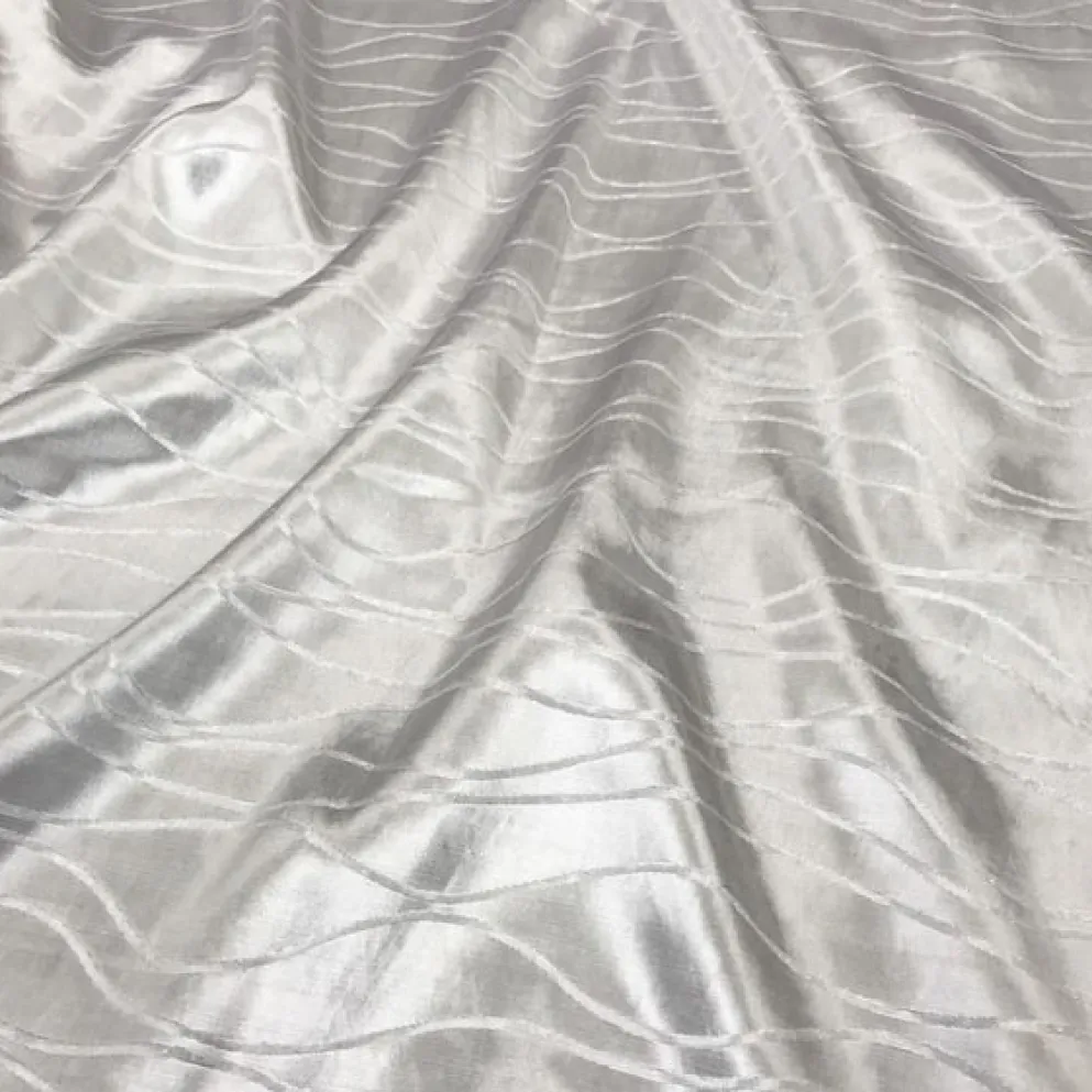 Karawave Jacquard (Reversible) Table Napkin in White