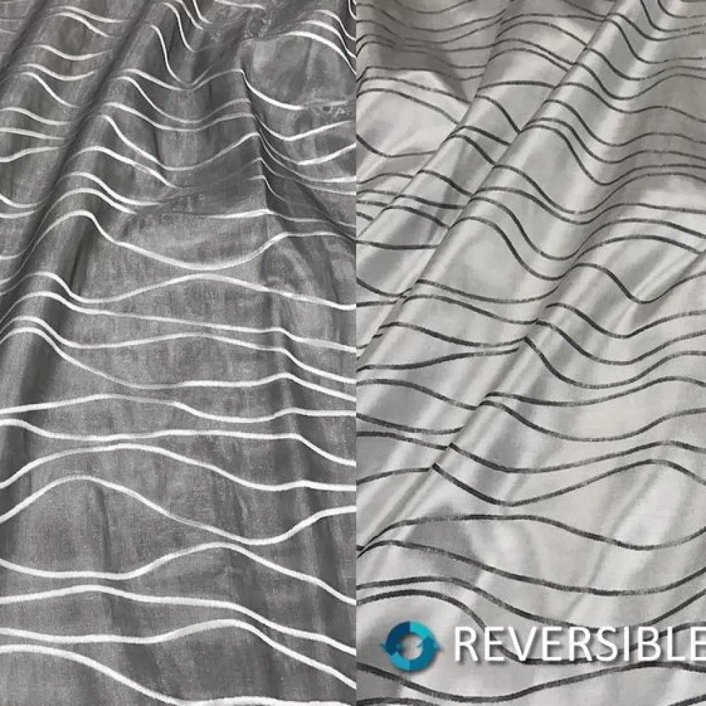 Karawave Jacquard (Reversible) Table Napkin in Silver