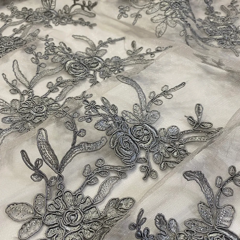 Laylani Lace Table Runner in Silver
