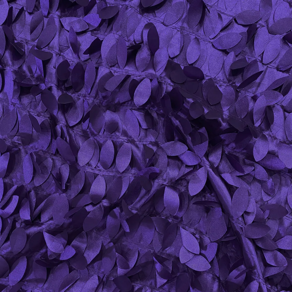 Leaf Hanging Taffeta Table Linen in Purple