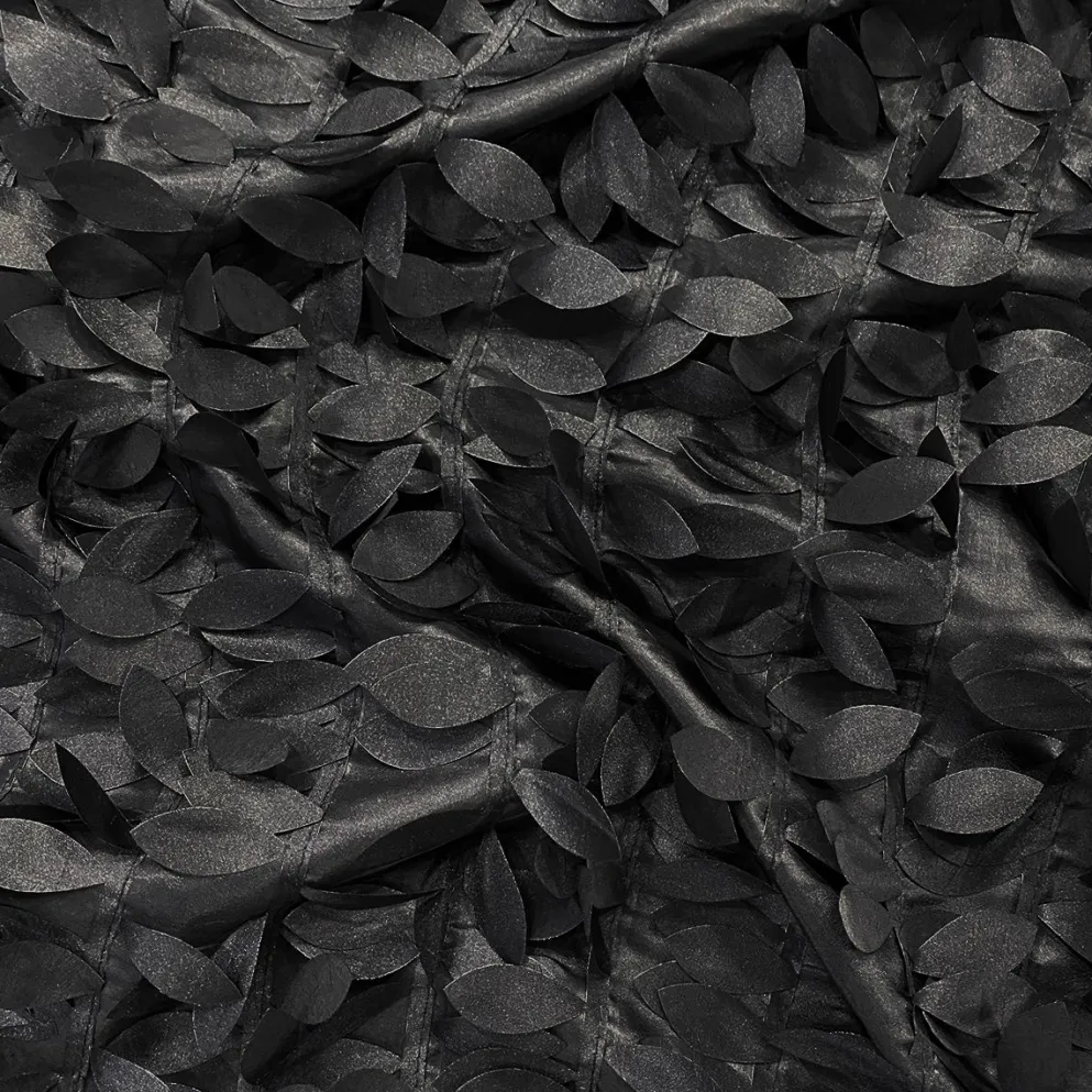 Leaf Hanging Taffeta Table Linen in Black