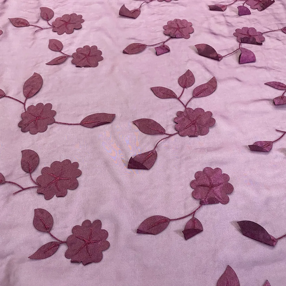 Lily Petal Table Runner in Plum