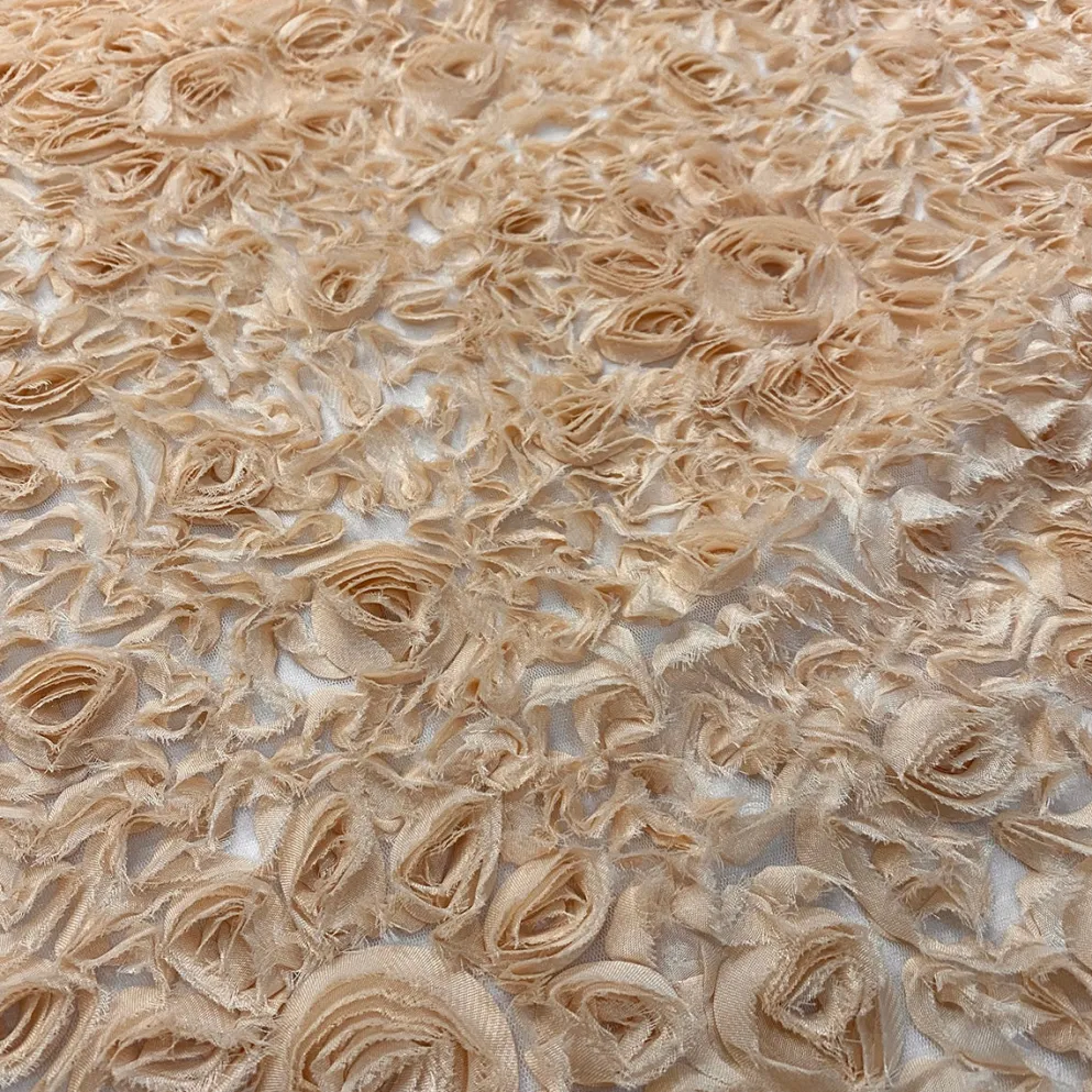 Lush Chiffon Table Runner in Champagne