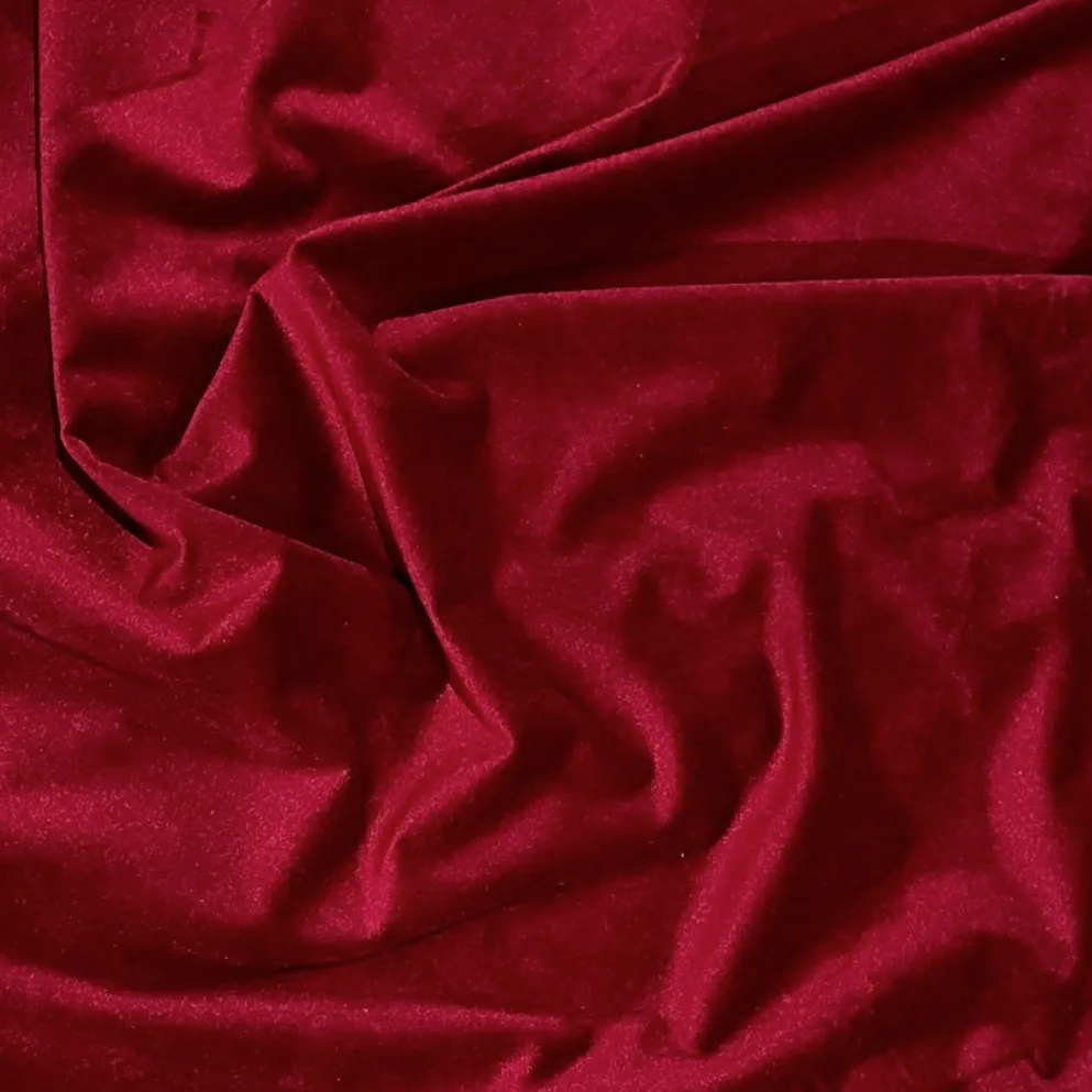 Luxury Plush Velvet Table Runner in Wine