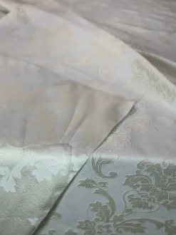 Madison Jacquard (Reversible) Table Linen in Champagne